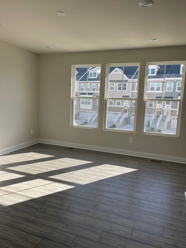 Building Photo - 35249 Wright Way