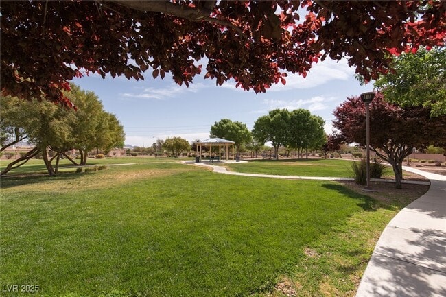 Building Photo - 3636 E Carisbrook Dr