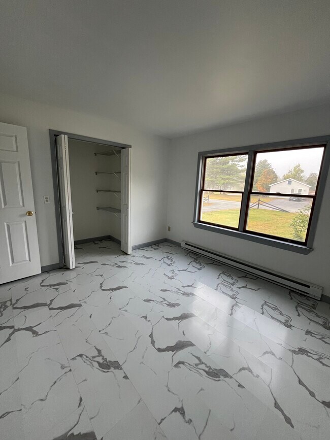 Building Photo - 30 Loughran Dr