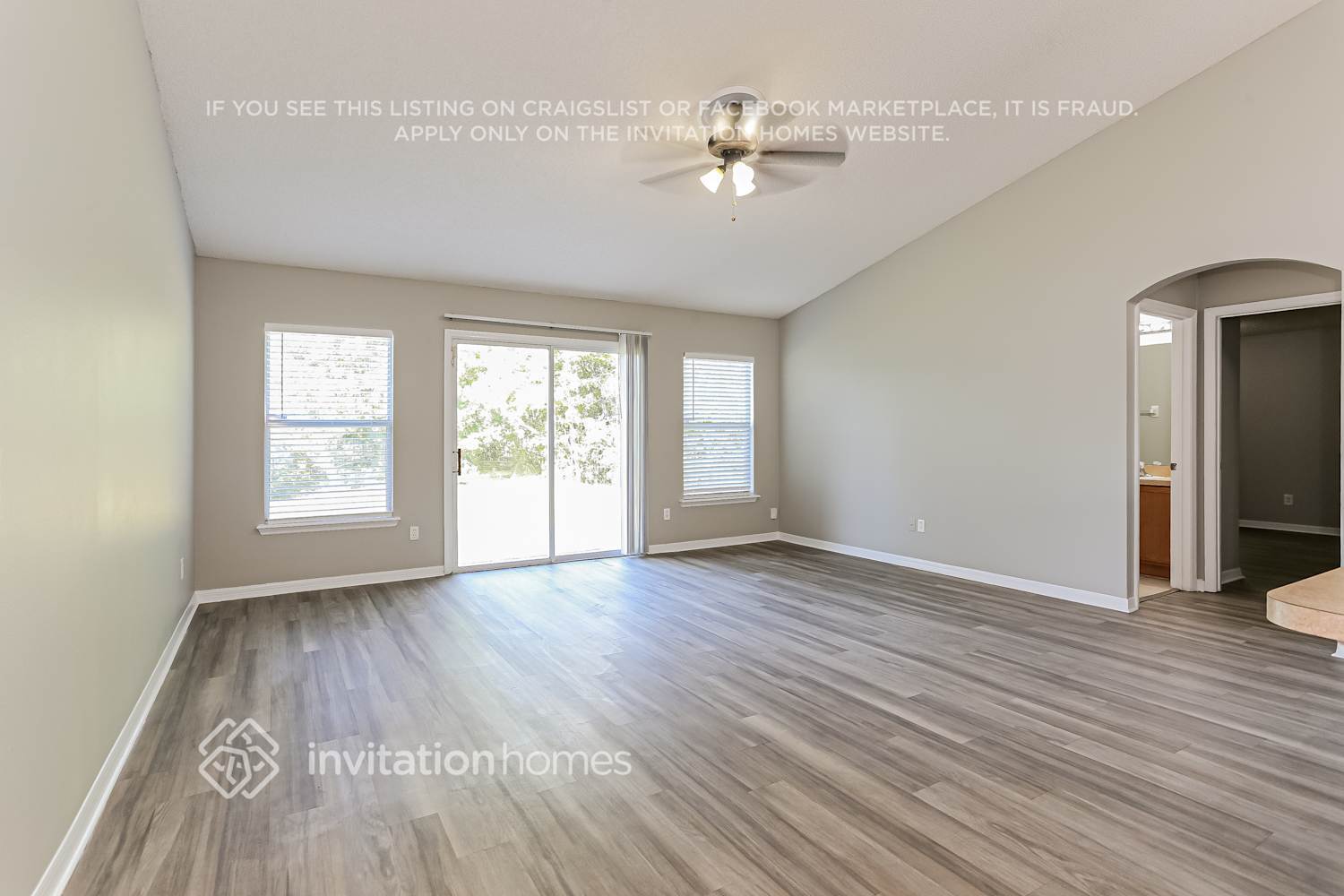 Building Photo - 10351 Lancashire Dr S