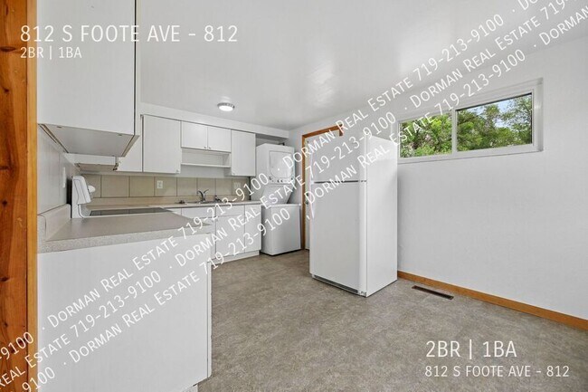 Building Photo - 812 S Foote Ave