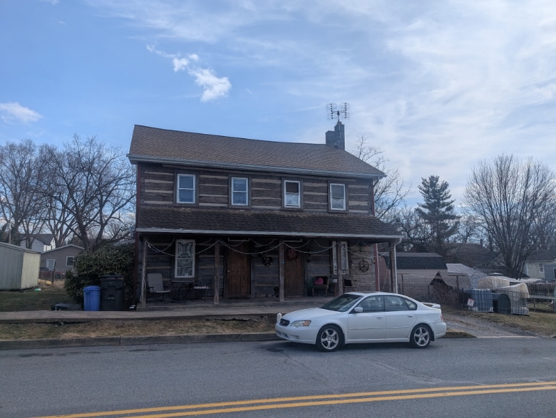 Building Photo - 117 Race St