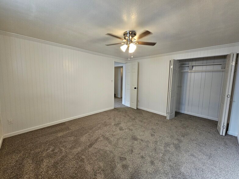 Building Photo - 308 Loomis Ave