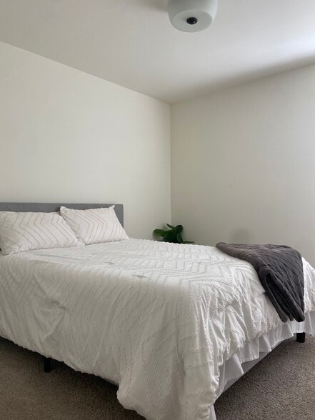 Building Photo - 13105 Suncreek Ter