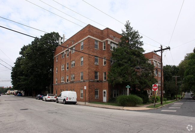 Primary Photo - Drexel Court Apartments