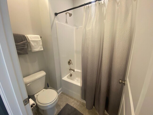 Building Photo - Brier Creek Living in a 4 Bedroom 3.5 Bath...