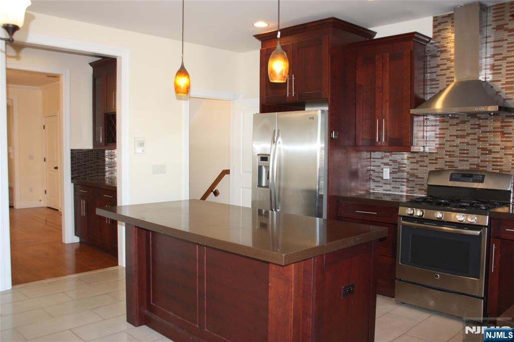 Building Photo - 413 Westview Pl