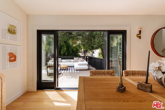 Building Photo - 9849 Portola Dr