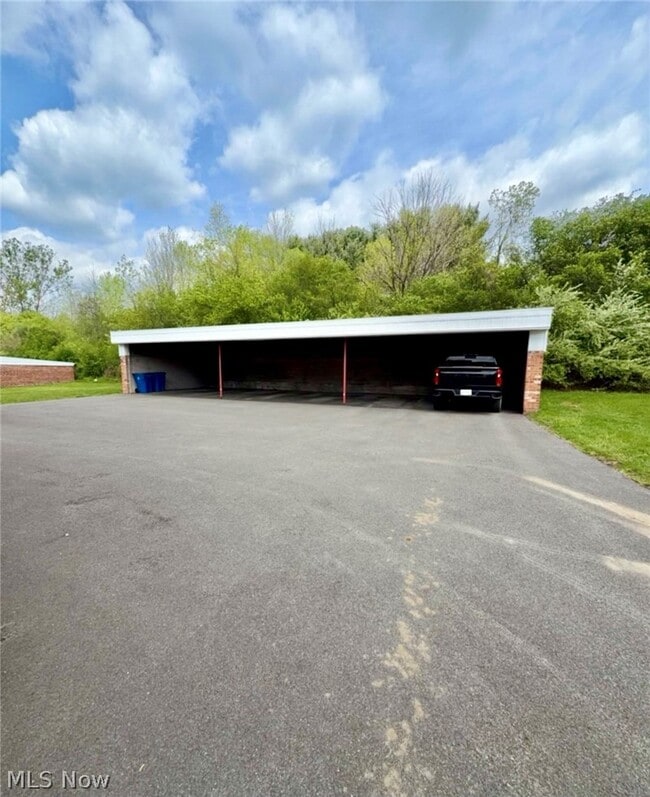 Building Photo - 3718 Indian Run Dr