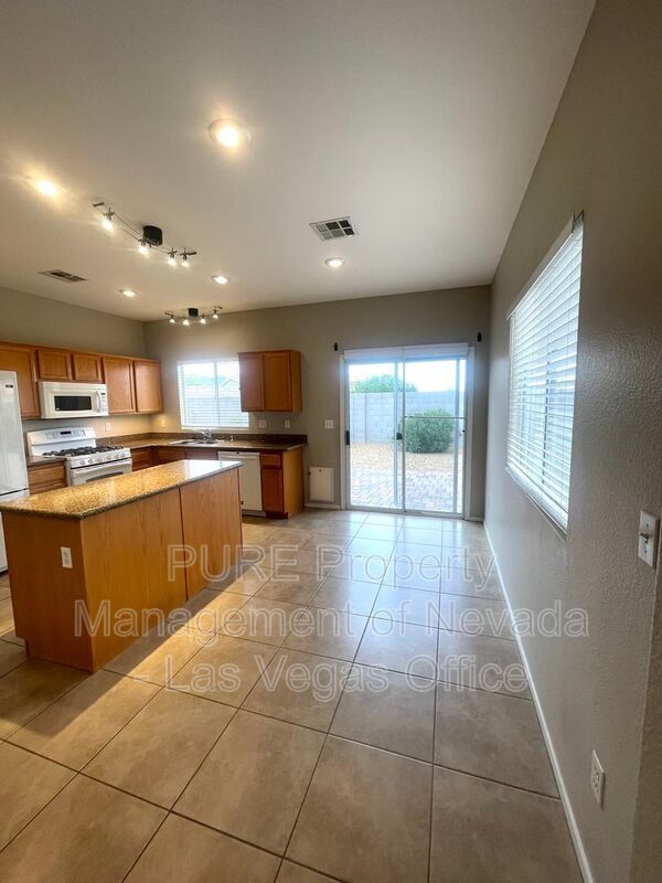Building Photo - 7036 Dillseed Dr
