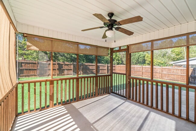 Building Photo - 7713 Budding Vine Ln