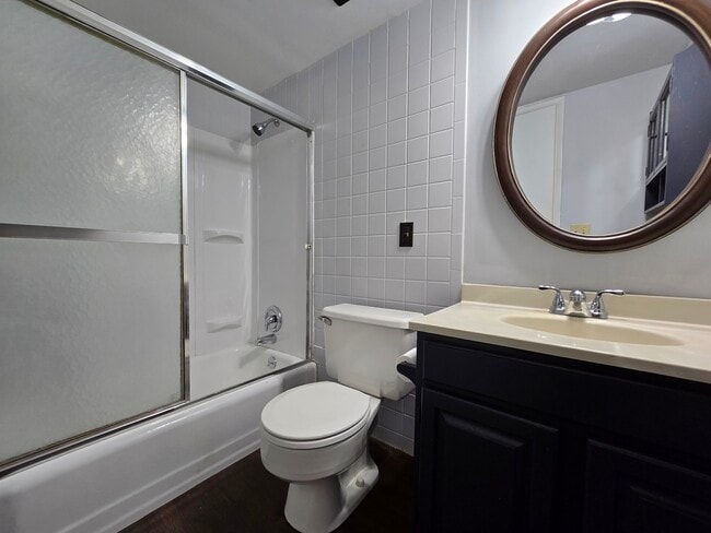 Building Photo - 1532 Surf Side Dr