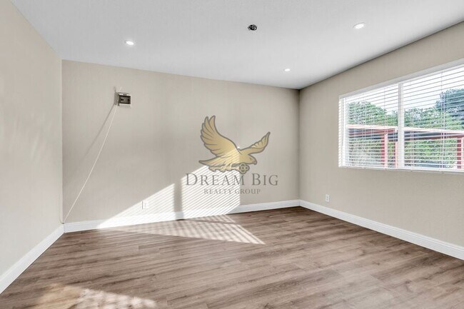 Building Photo - 6845 Coley Ave