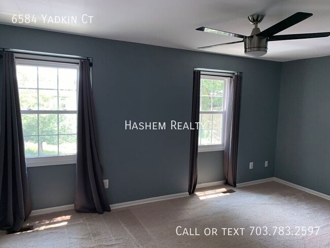 Building Photo - 6584 Yadkin Ct