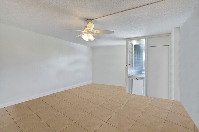 Building Photo - 1401 S Federal Hwy