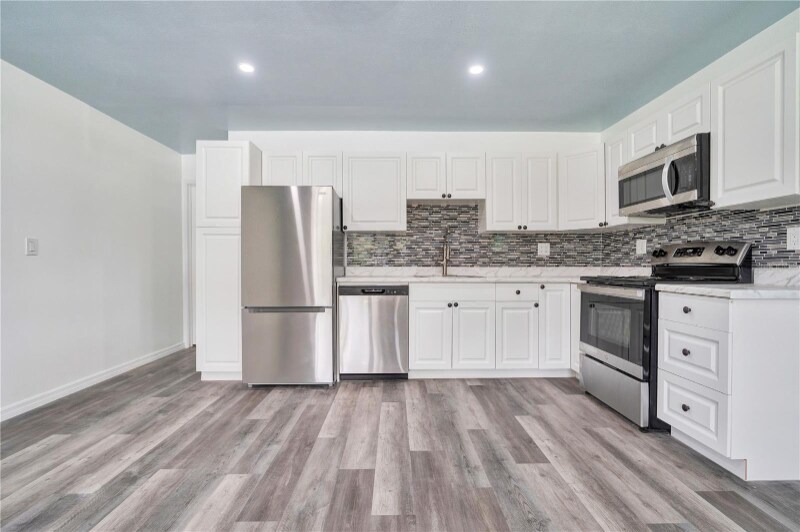 Building Photo - 612 5th St