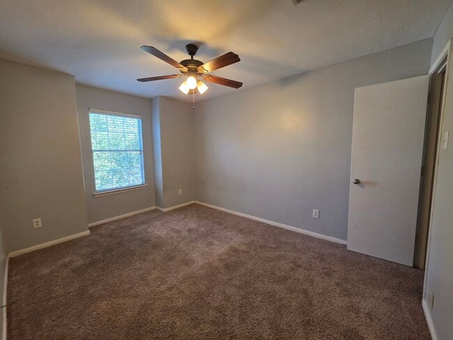 Building Photo - 2647 Kiplands Ct