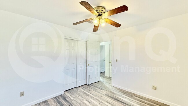 Building Photo - 413 N Flint St