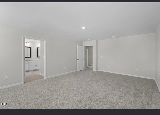 Building Photo - 741 Andrade Dr