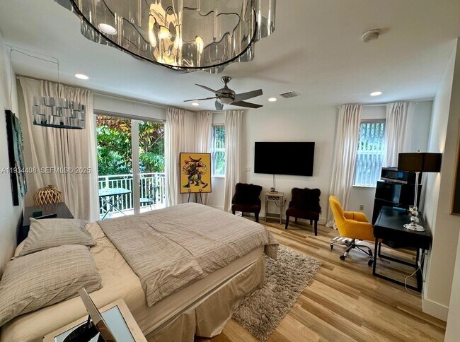 Building Photo - 407 SW 5th St