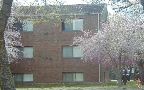 Building Photo - Canyon Place Apartments