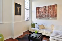 Building Photo - 907 S Broadway