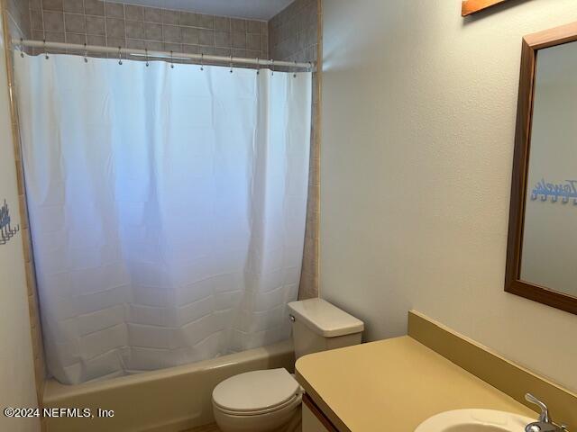 Building Photo - 458 Arricola Ave