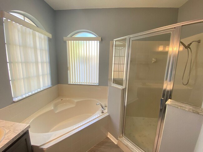 Building Photo - 13431 Meadow Bay Loop