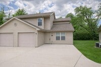 Building Photo - 2119 N Ballenger Ln