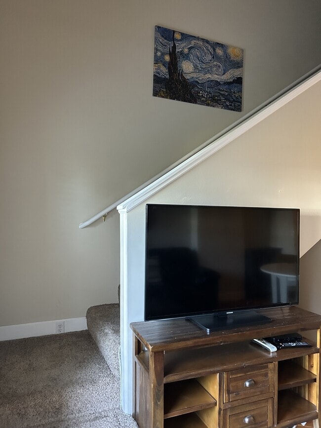 Building Photo - 5 S 500 W