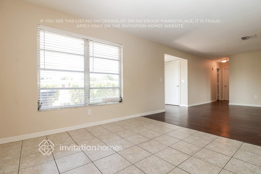 Building Photo - 1440 62nd Terrace S