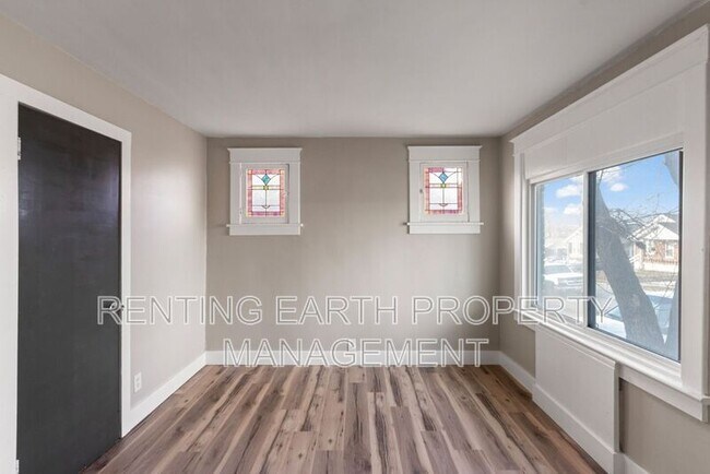 Building Photo - 8212 Toddy Ave