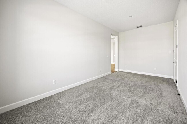 Building Photo - 14421 Spruce Pne Dr