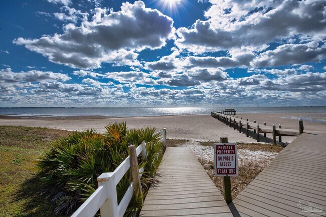 Building Photo - 6463 Sailport Cove