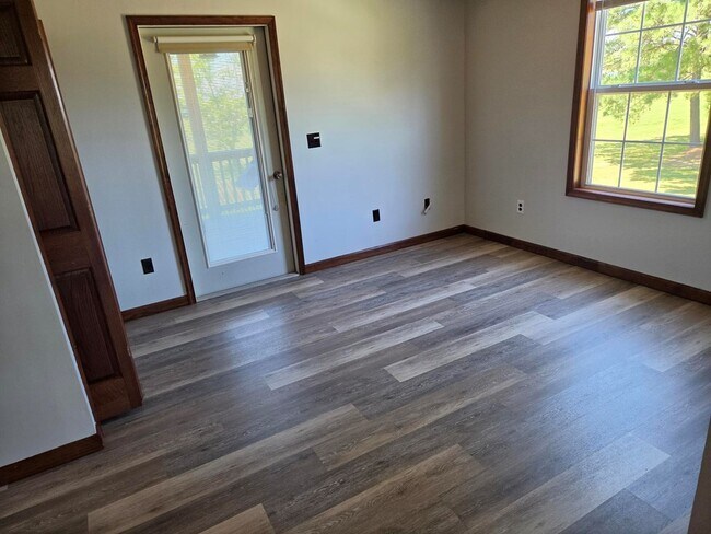Building Photo - 29481 Killmon Ln