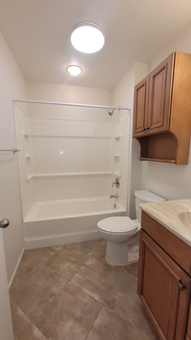 Building Photo - Convienently Located In Mira Masa