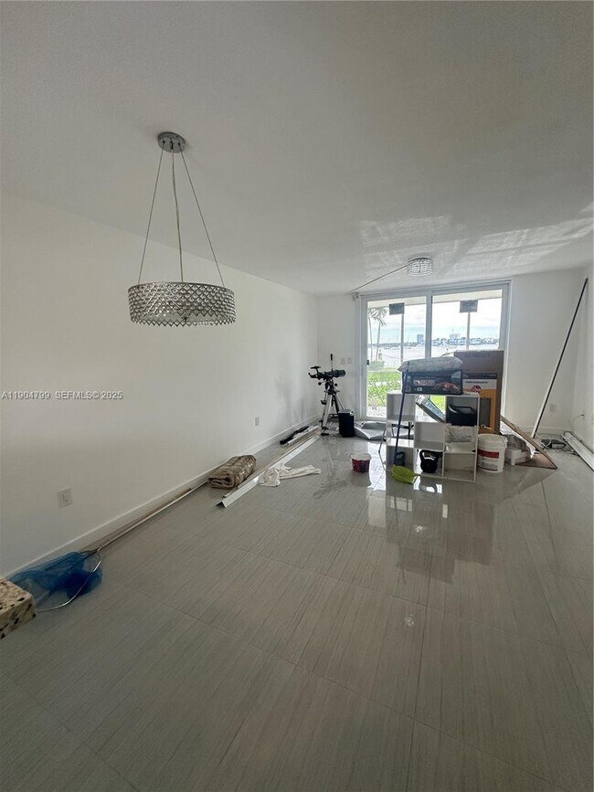 Building Photo - 3000 Marcos Dr