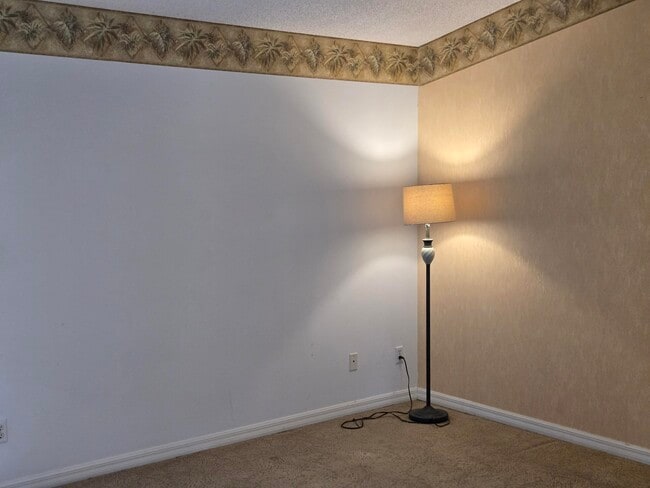 Building Photo - 4234 SE Home Way