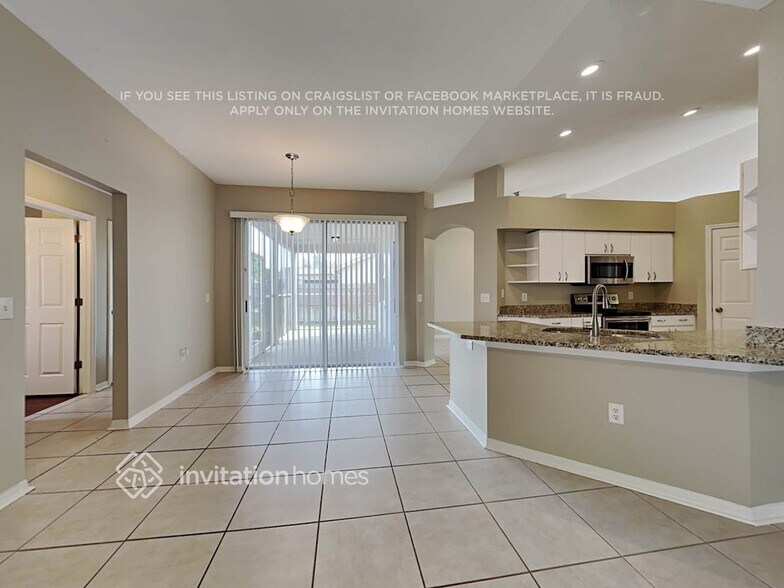 Building Photo - 12708 Shadowcrest Ct