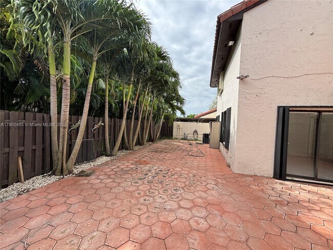 Building Photo - 11264 SW 91st Terrace