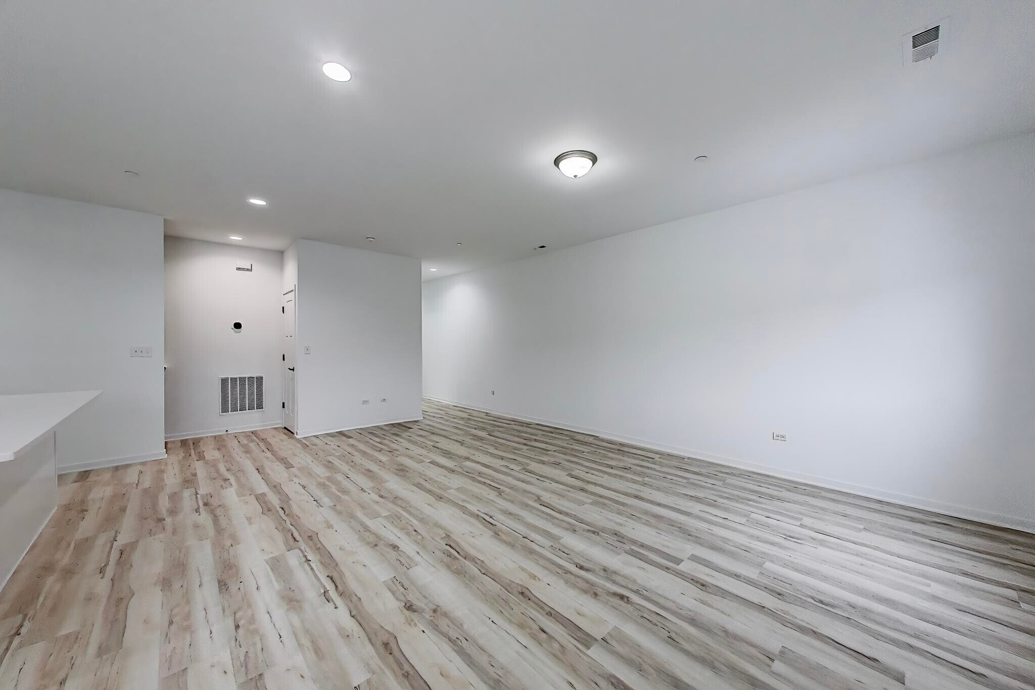 Building Photo - 1234 Gillespie Ln