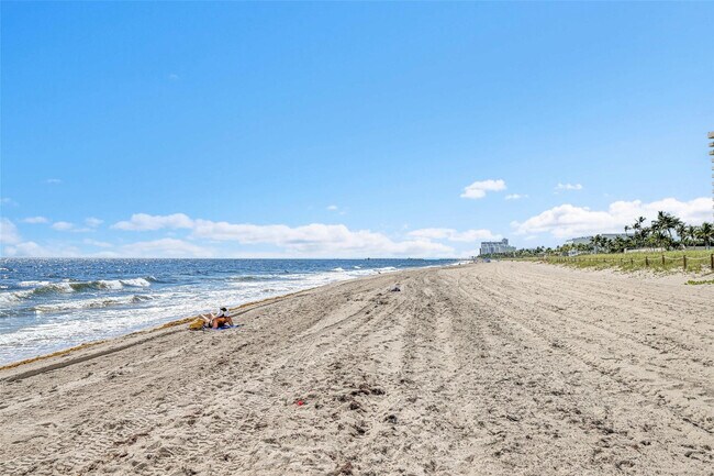 Building Photo - 5100 N Ocean Blvd