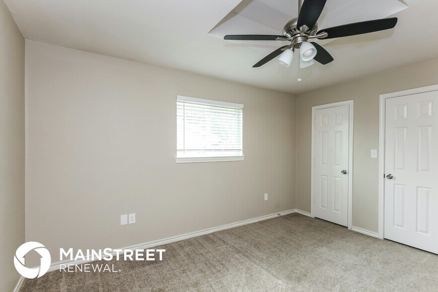Building Photo - 510 Durham Dr