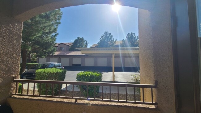 Building Photo - Condo in Southwest Las Vegas