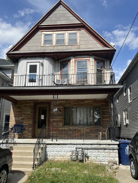 Building Photo - 114 Woodside Ave