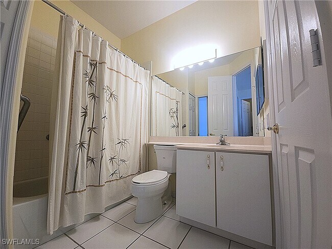 Building Photo - 2135 Arielle Dr