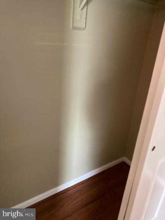 Building Photo - 8946 Waldren Way
