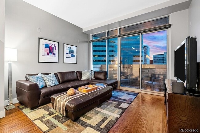 Building Photo - 2001 Lincoln St