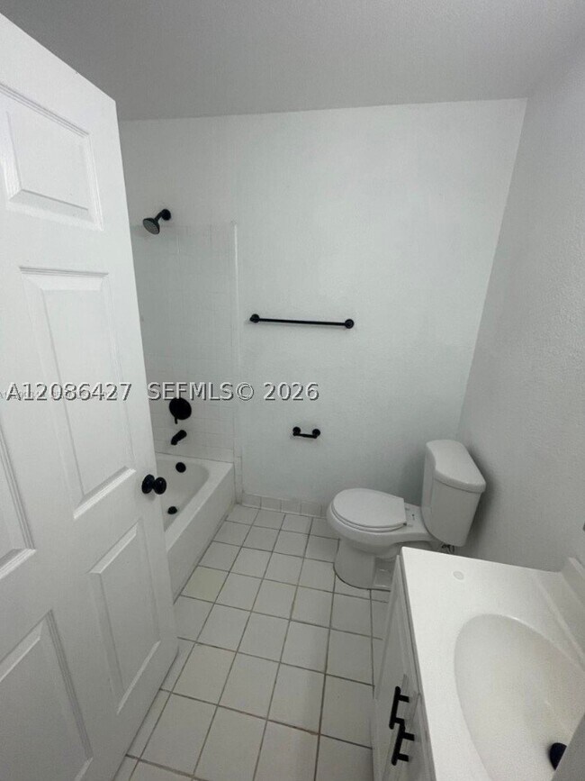 Building Photo - 2150 NW 65th St