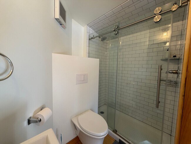 Building Photo - Modern, Tiny Home Retreat with Bonus Studio, Pet Friendly- Becket, MA